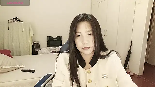 MissValday online show from March 2, 5:52 am