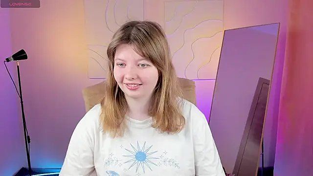 Vivian cutie online show from February 7, 3:30 pm