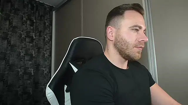 Thori92 online show from January 14, 8:59 pm