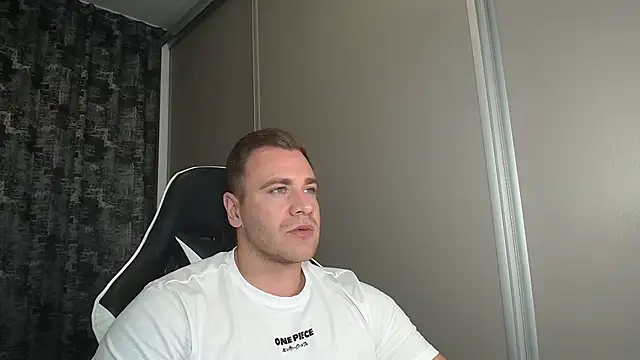 Thori92 online show from September 22, 5:15 pm