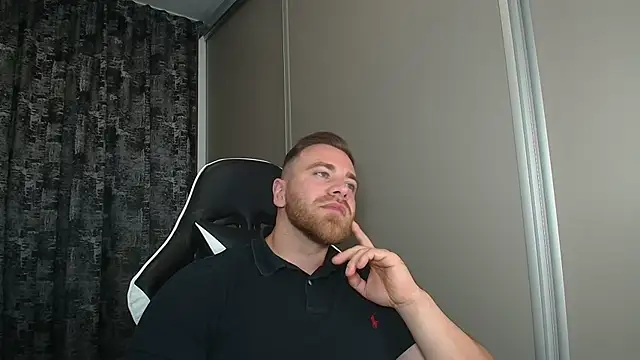 Thori92 online show from November 5, 6:41 pm