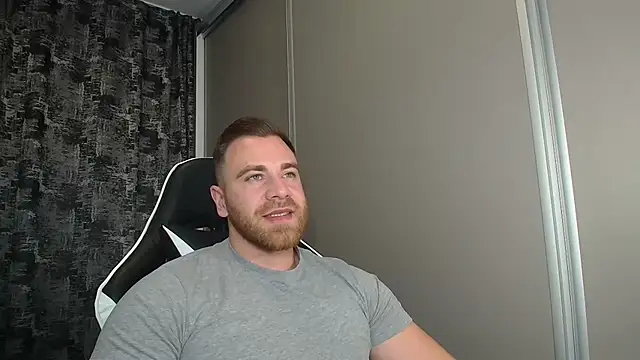 Thori92 online show from November 6, 6:53 pm