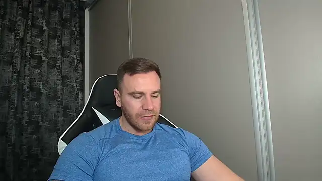 Thori92 online show from March 18, 5:27 pm