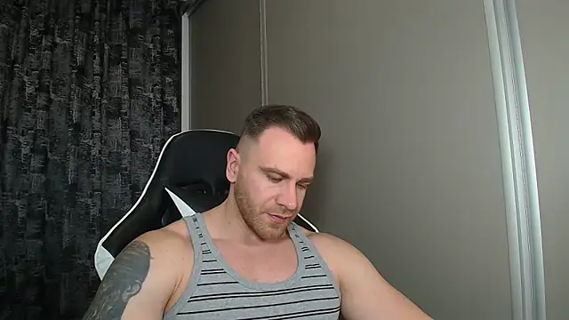 Thori92 online show from April 9, 5:18 pm