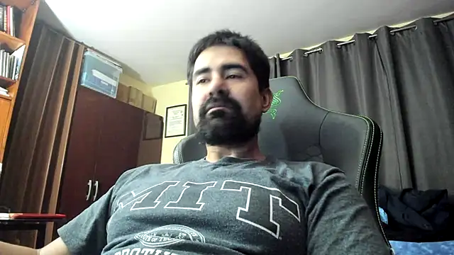 VonDoomdelToro online show from December 7, 9:39 am