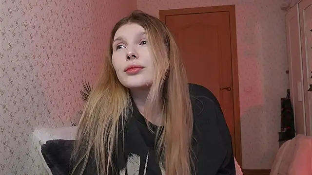  aleksa  online show from December 9, 12:30 pm