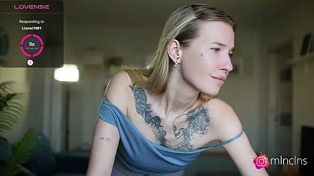 melanielwithu online show from September 11, 3:01 pm