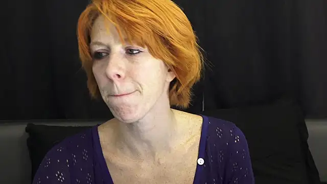 Snapshot of Mymiesexy chatting on December 27, 9:32 pm Mymiesexy online show from December 27, 9:32 pm