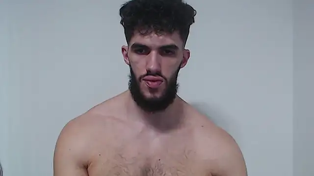 Snapshot of hiddenf chatting on February 23, 7:00 pm hiddenf online show from February 23, 7:00 pm