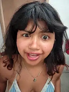 Peach Girll online show from January 24, 2:08 pm