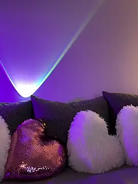 BarbieXs online show from December 11, 7:25 pm