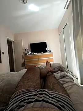 MysterBearMG online show from February 8, 4:21 pm