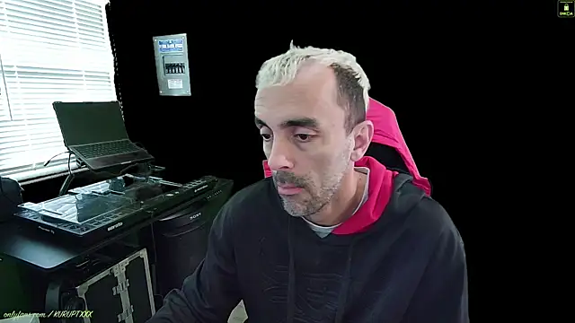 kuruptxxx live online show from December 30, 5:23 pm