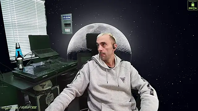 kuruptxxx live online show from January 24, 7:28 pm