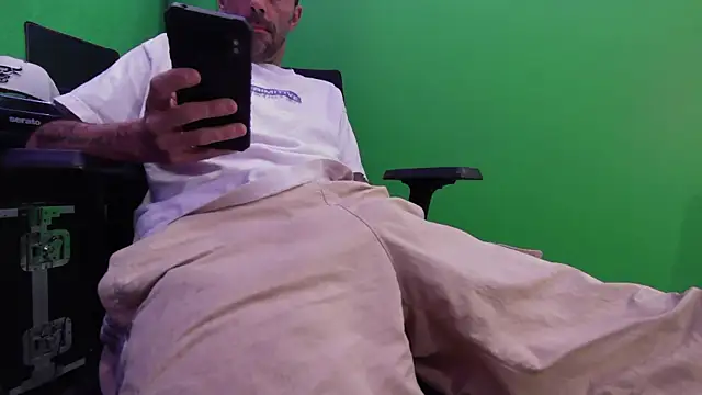 kuruptxxx live online show from March 10, 7:50 pm