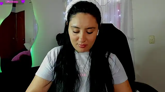 AnushaKumari online show from December 29, 2:00 pm