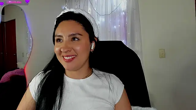 AnushaKumari online show from January 3, 5:10 pm