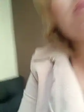 amanda-hornySeduction online show from October 9, 5:49 am