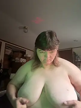 Snapshot of crazykat38 chatting on November 15, 1:51 pm crazykat38 online show from November 15, 1:51 pm