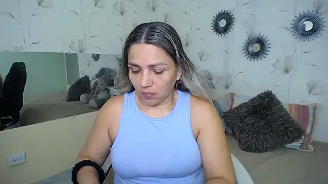 cum bigass online show from December 19, 12:34 pm