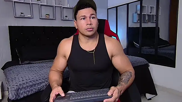 tyler hank01 online show from September 19, 10:10 pm