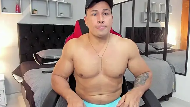 tyler hank01 online show from January 9, 7:59 pm