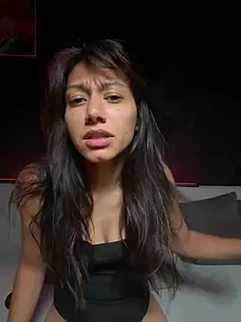 Snapshot of Kiscsillagg chatting on July 7, 7:29 pm Kiscsillagg online show from July 7, 7:29 pm