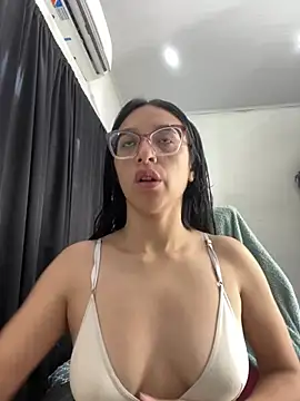 Snapshot of Ninnfa chatting on January 16, 3:24 pm Ninnfa online show from January 16, 3:24 pm