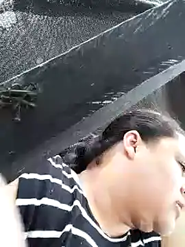 Snapshot of Monseratte21 chatting on February 1, 4:33 pm Monseratte21 online show from February 1, 4:33 pm