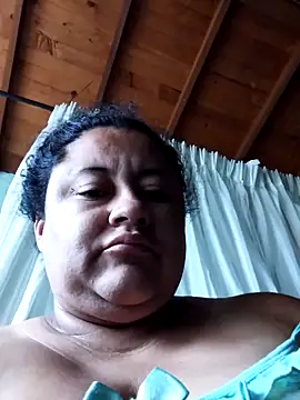 Snapshot of Monseratte21 chatting on February 3, 1:19 pm Monseratte21 online show from February 3, 1:19 pm