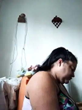 Snapshot of Monseratte21 chatting on November 28, 12:41 pm Monseratte21 online show from November 28, 12:41 pm