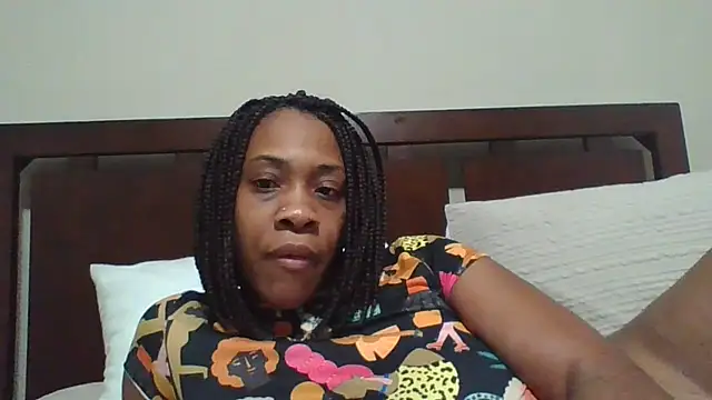 Snapshot of MsJuicy chatting on January 30, 12:06 pm MsJuicy online show from January 30, 12:06 pm