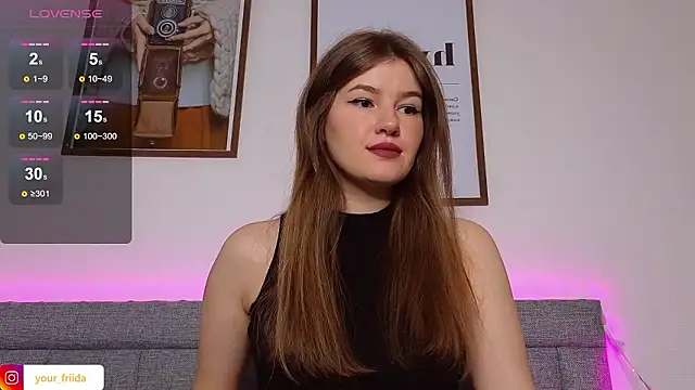 alwaysfrida online show from December 7, 9:44 pm