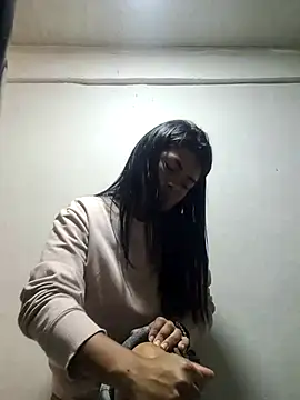 Hannah-grace online show from March 13, 2:44 pm