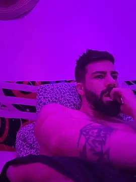 kinkyguy04 online show from March 21, 9:23 am
