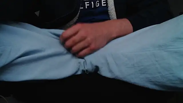 Snapshot of herver67 chatting on November 2, 3:20 am herver67 online show from November 2, 3:20 am