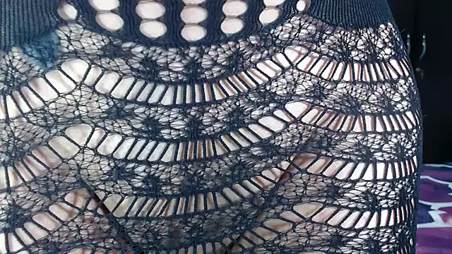 aleera starxx982 online show from December 3, 3:58 am