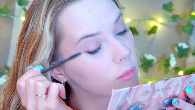 GentleRossi online show from April 17, 3:15 pm