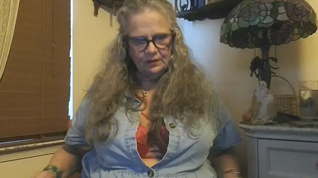 DestineeLoverGirl online show from October 24, 12:34 pm