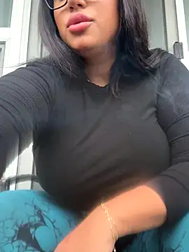 MeghanXO online show from September 13, 12:49 pm