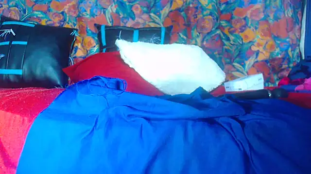 Queenofthenightx online show from March 13, 10:21 pm