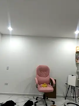 stormyy  online show from October 24, 12:19 am