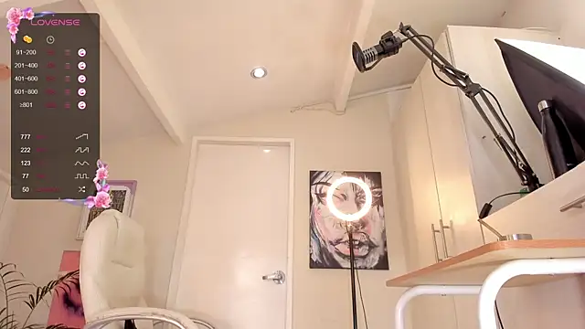 catalinasaiz online show from March 18, 4:59 pm