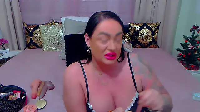 Snapshot of BustyVicky chatting on December 25, 10:16 pm BustyVicky online show from December 25, 10:16 pm