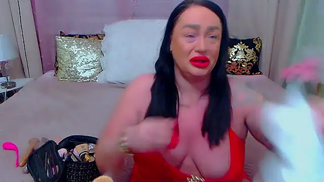 Snapshot of BustyVicky chatting on January 11, 9:36 pm BustyVicky online show from January 11, 9:36 pm