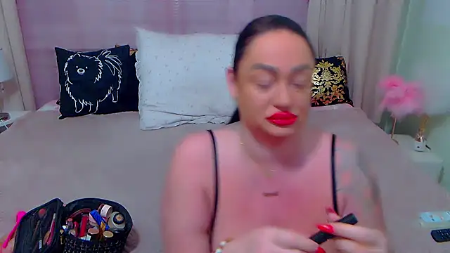 Snapshot of BustyVicky chatting on January 26, 10:02 pm BustyVicky online show from January 26, 10:02 pm