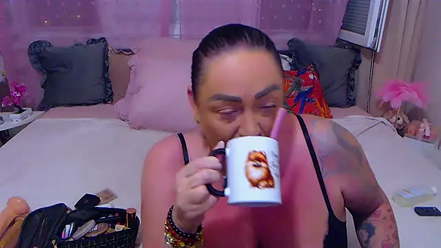 Snapshot of BustyVicky chatting on September 12, 9:04 pm BustyVicky online show from September 12, 9:04 pm
