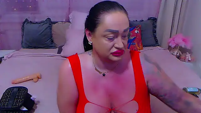 Snapshot of BustyVicky chatting on September 21, 8:43 pm BustyVicky online show from September 21, 8:43 pm