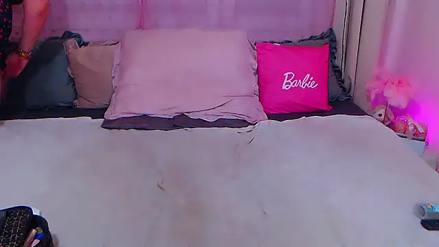 Snapshot of BustyVicky chatting on October 11, 9:57 pm BustyVicky online show from October 11, 9:57 pm