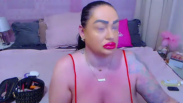 Snapshot of BustyVicky chatting on October 21, 8:53 pm BustyVicky online show from October 21, 8:53 pm